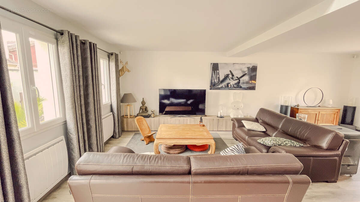 Maison à NANTERRE