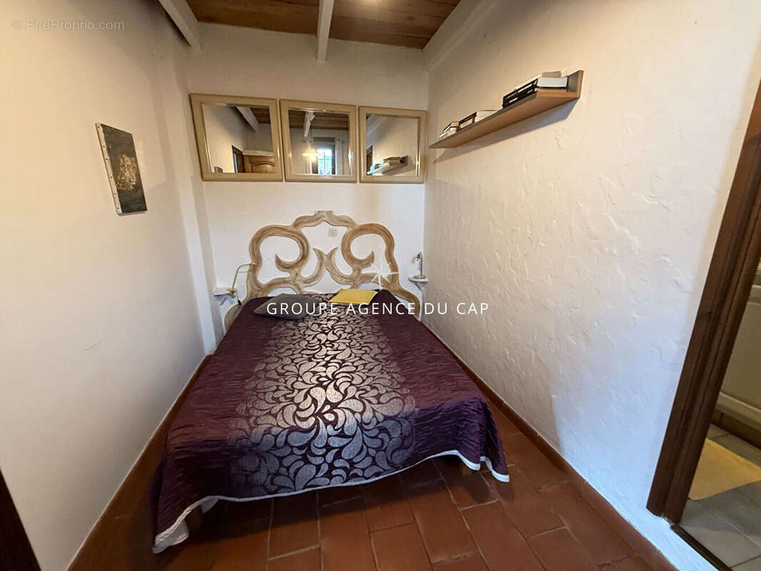 Maison à ROQUEBRUNE-SUR-ARGENS