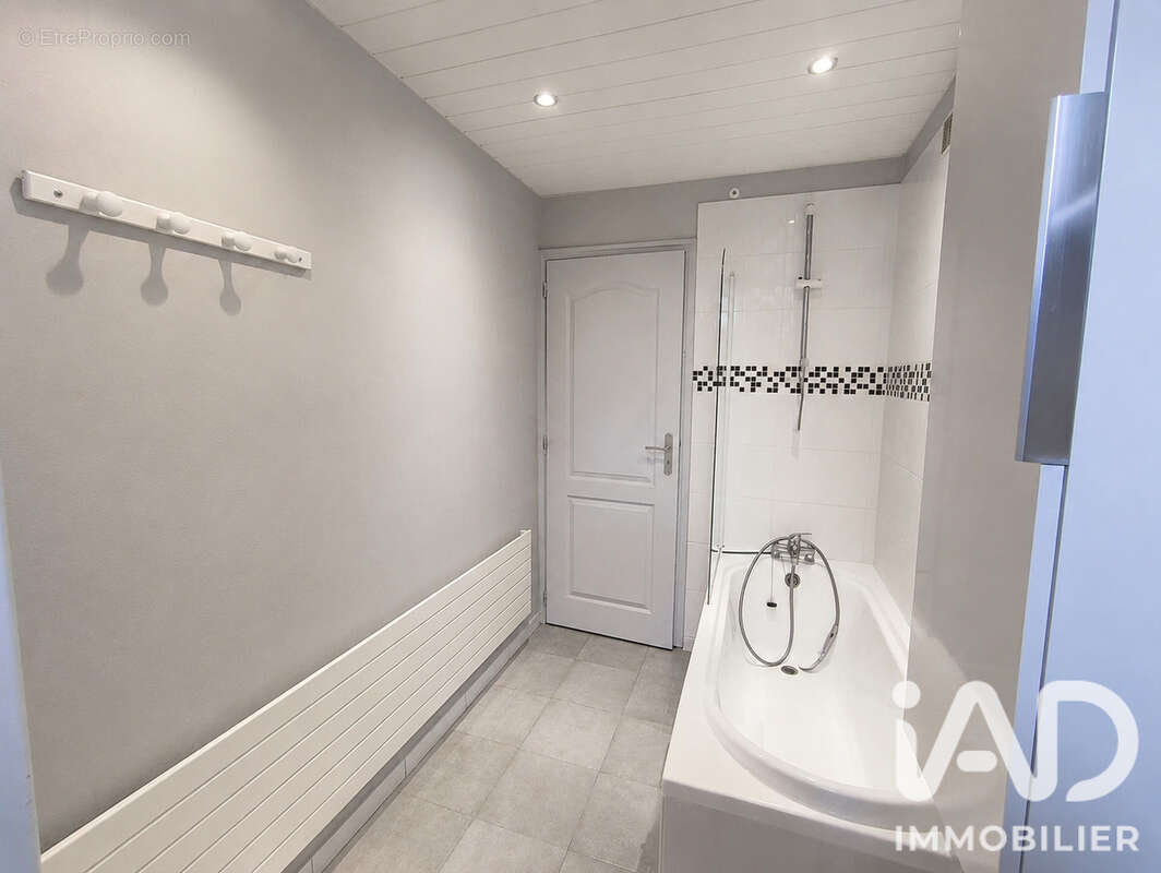 Photo 7 - Appartement à LE PLESSIS-TREVISE