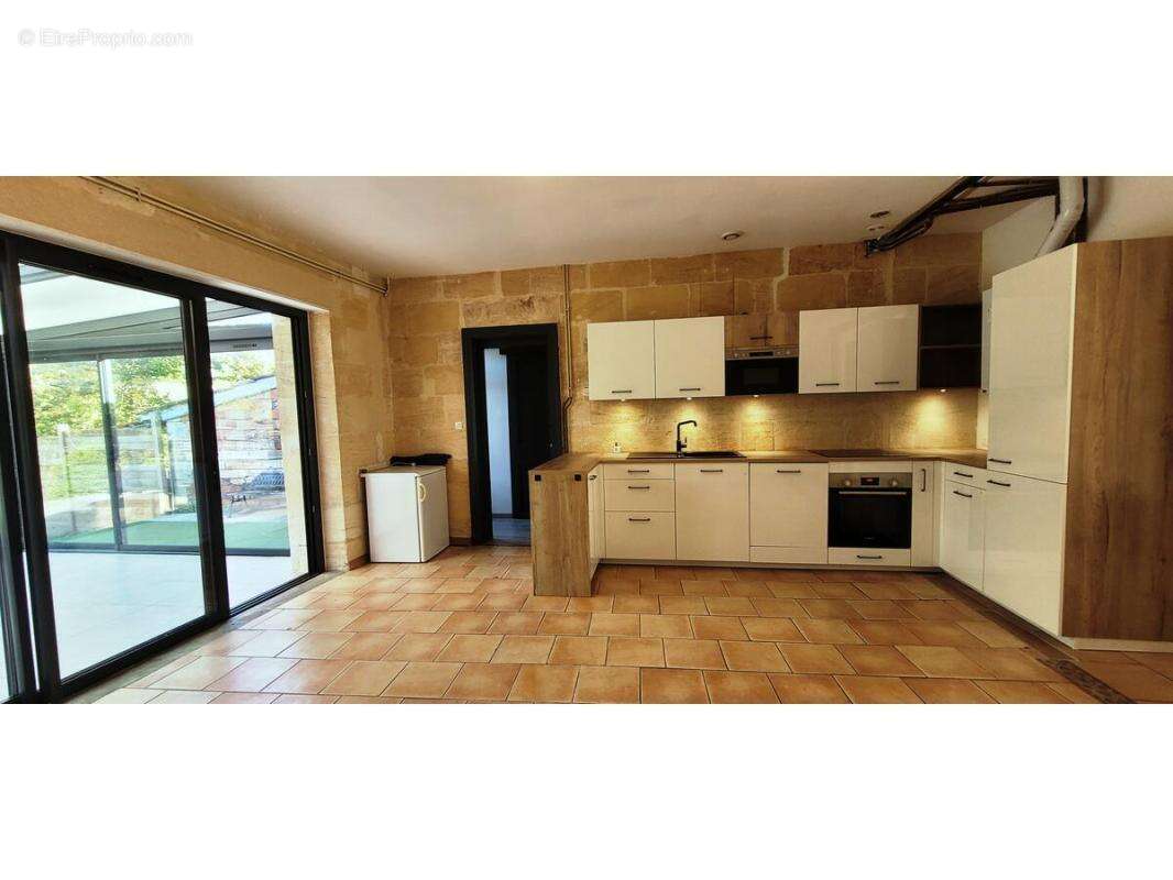 Maison 100 m² à Soussans  - photo 2