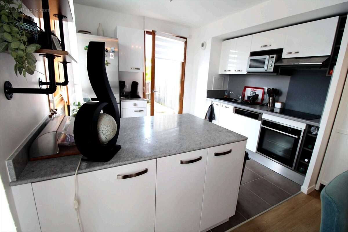 Appartement à BUSSY-SAINT-GEORGES