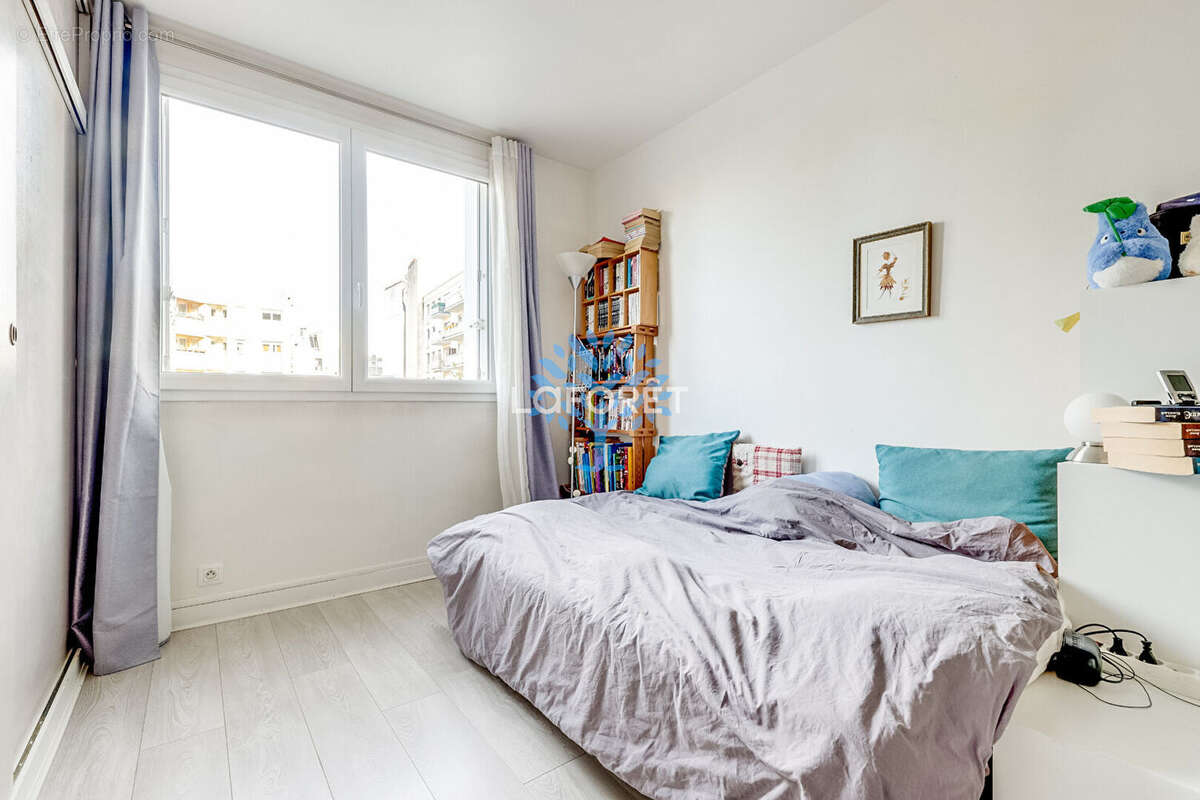 Appartement à PARIS-20E