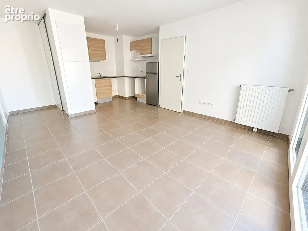 Appartement 2 pièces de 43 m² + Parking quartier  RANGEUIL ! - photo 4