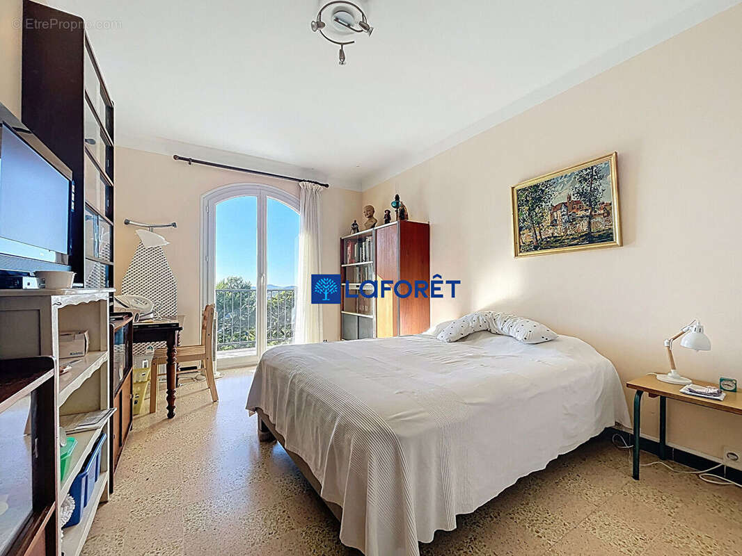 Maison à CARQUEIRANNE