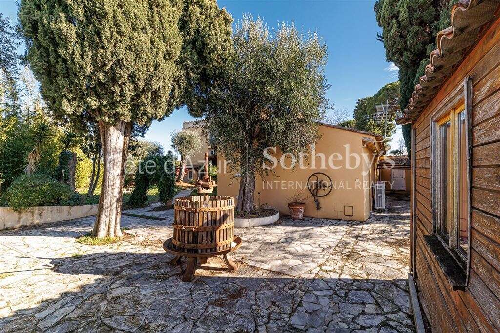 Domaine historique avec vue mer panoramique à Nice Fabron - photo 5