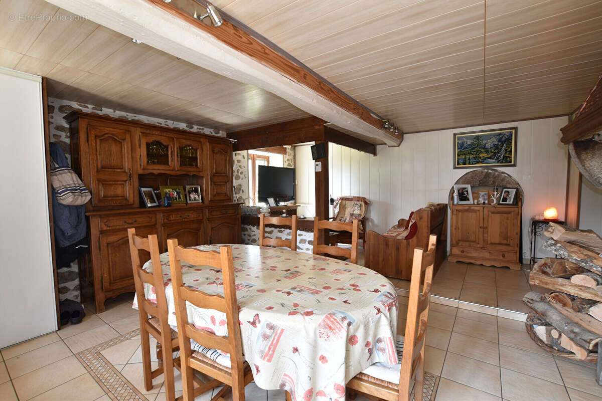 Montagne bourbonnaise maison 5 pièce(s) - photo 9