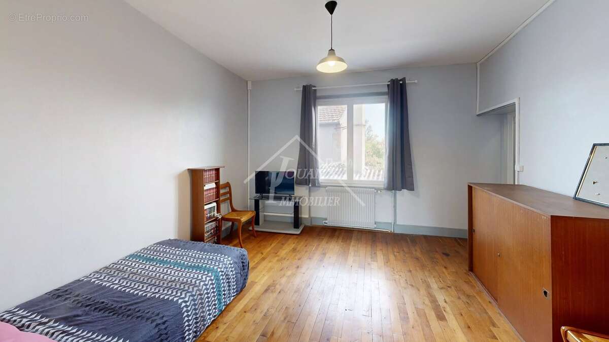 Maison à BOURBON-L'ARCHAMBAULT
