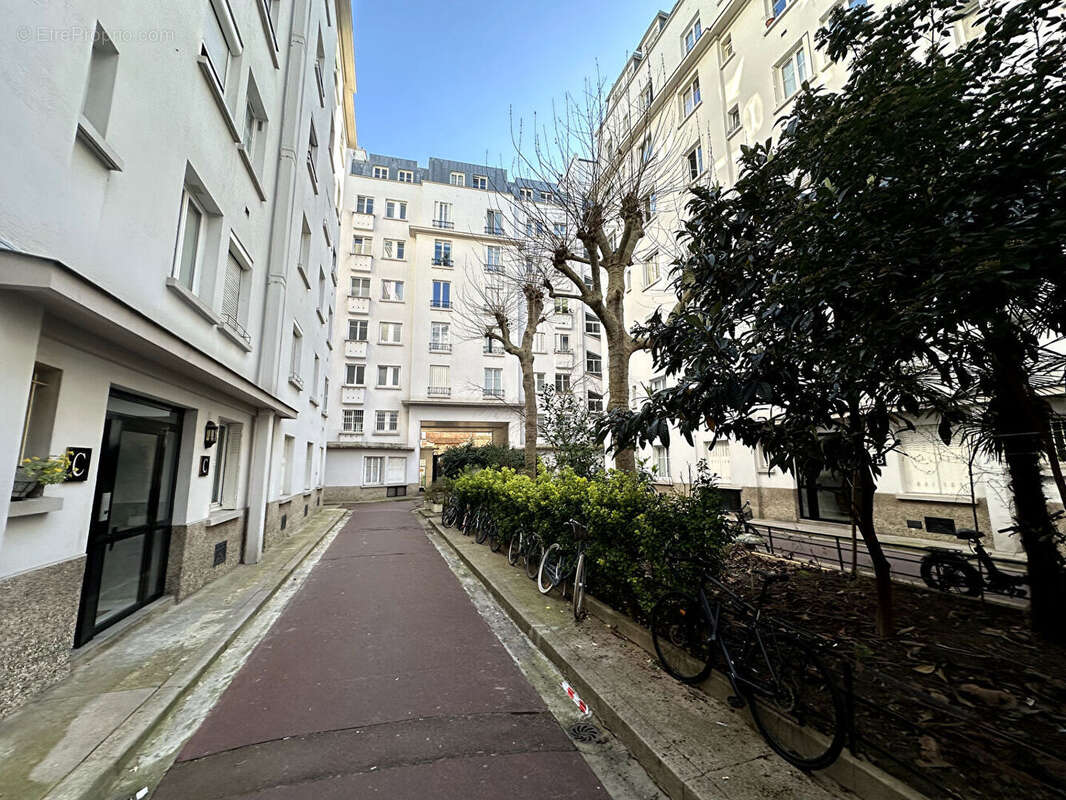 Appartement à PARIS-11E