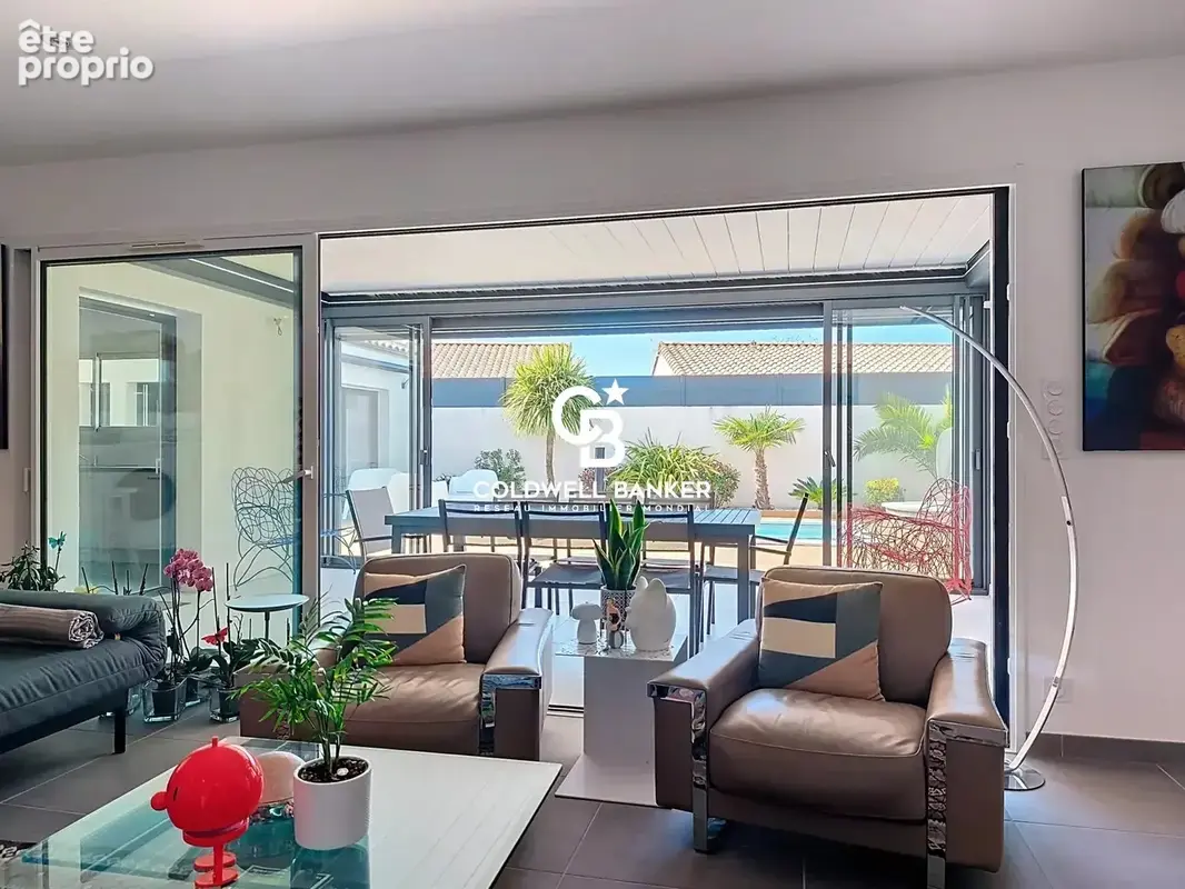 TALMONT SAINT HILAIRE - Golf et port - Maison contemporaine 2022 de plain-pied  avec 5 chambres, dépendances et piscine - photo 14