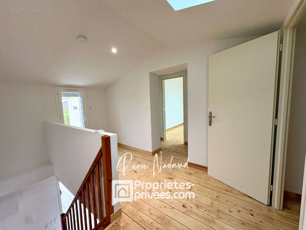 Maison à SAINT-EMILION