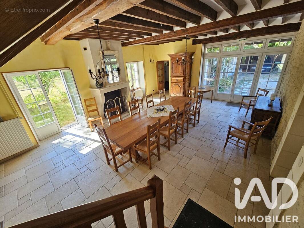 Photo 1 - Maison à MONTIGNY-LA-RESLE