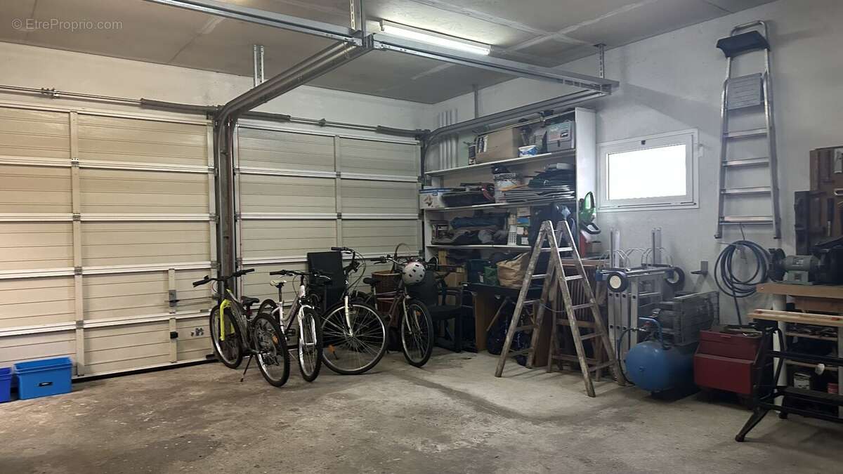 Maison contemporaine de type t5 de 173 m2  + garage de 40 m2 sur terrain de 4059 m2 - photo 19