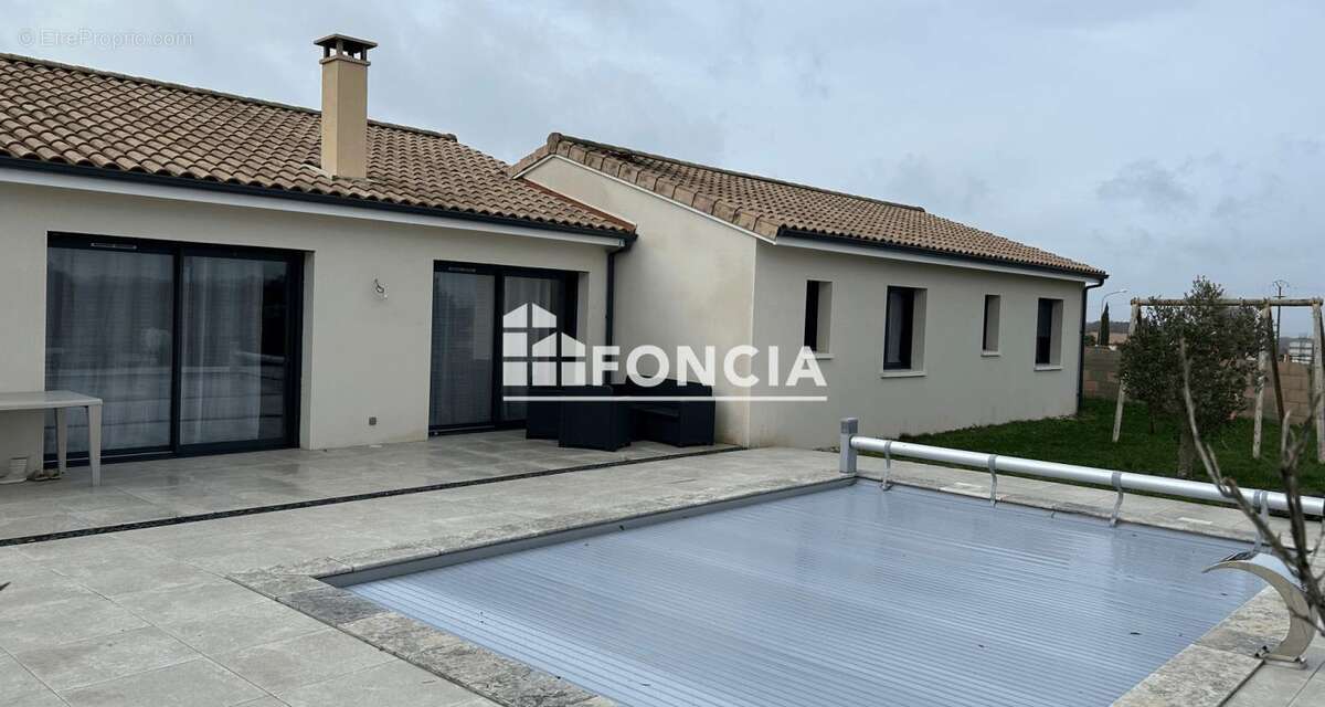 Maison à COURSAC