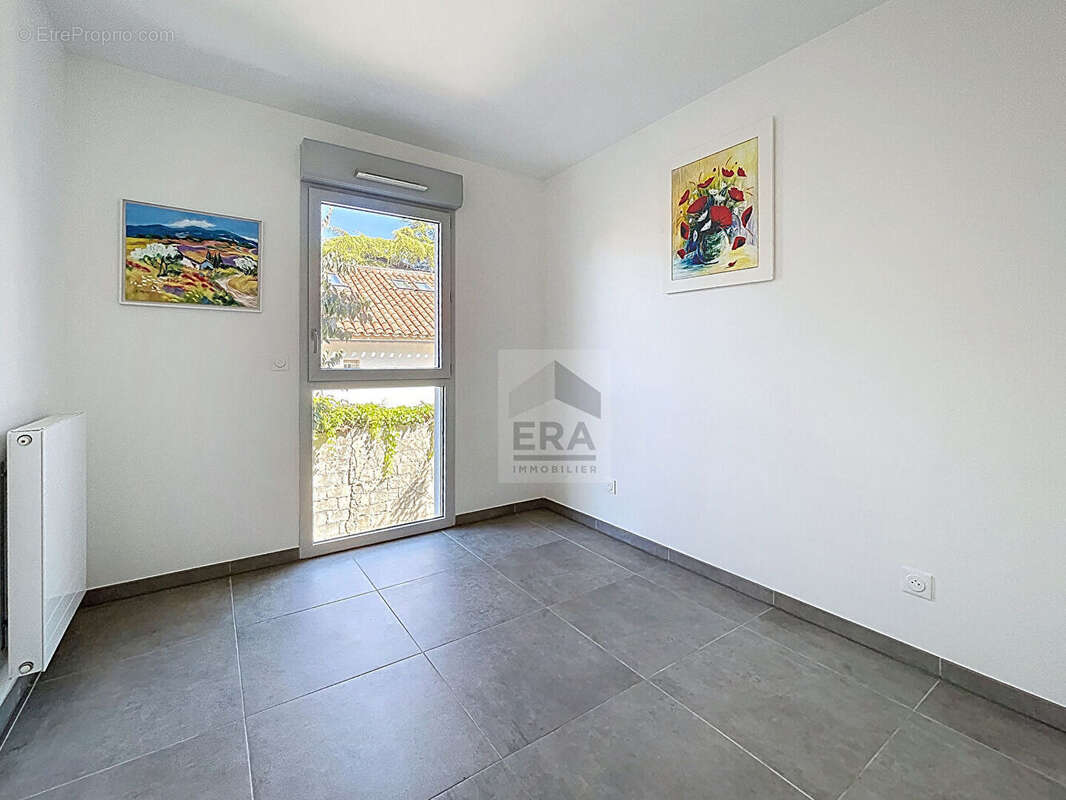A vendre : appartement T3 de 60m2 à sainte marguerite 13009 Marseille - photo 11