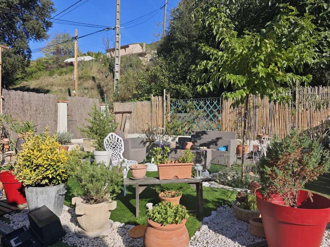 Maison à PUILAURENS