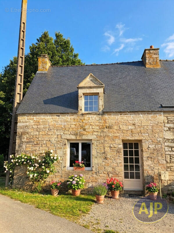 Maison à CADEN