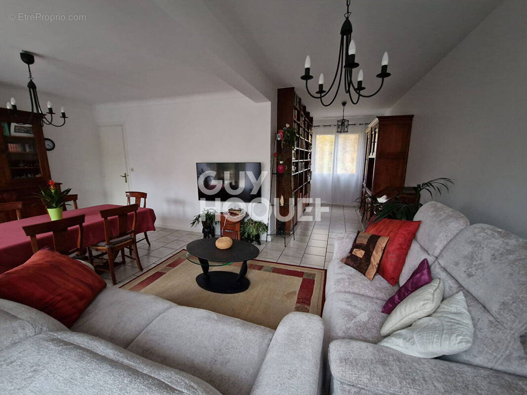 Maison à NEUILLY-PLAISANCE