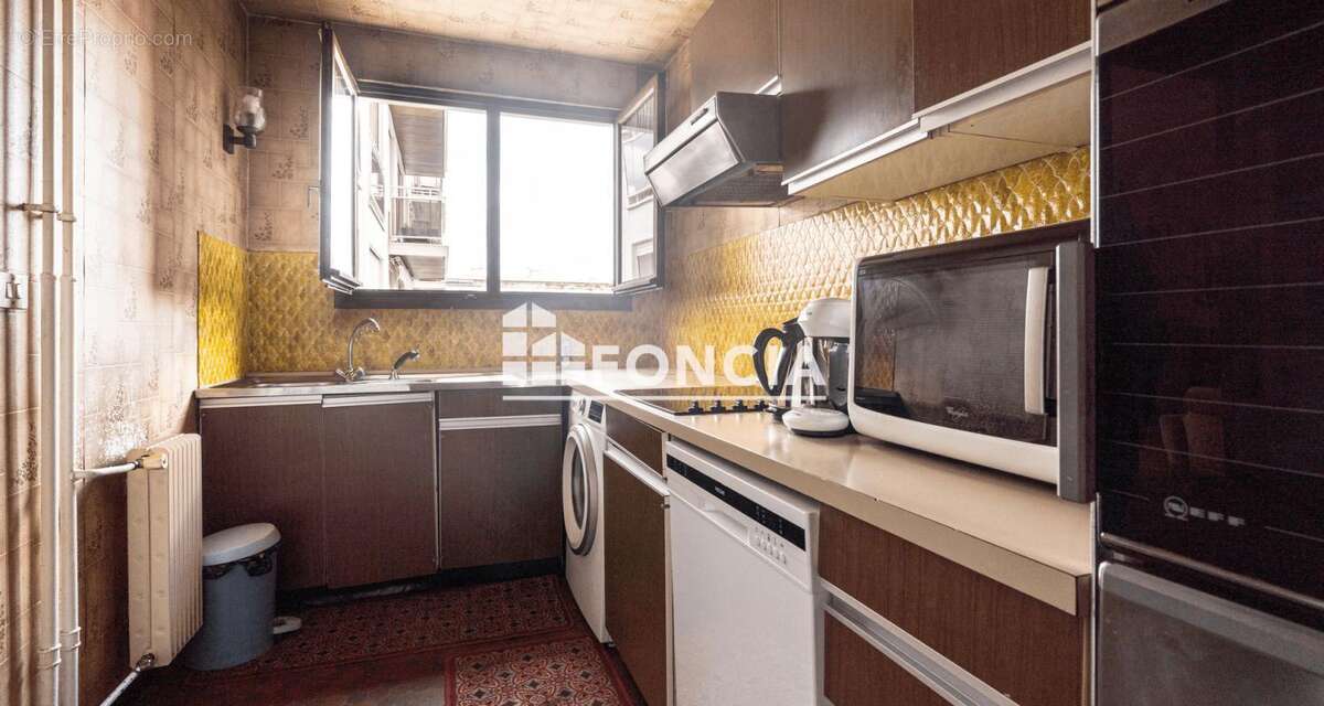 Appartement à PARIS-15E