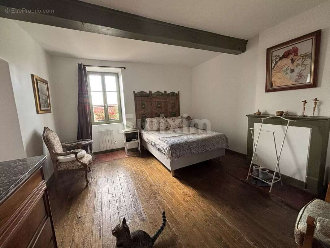 Maison à BARD-LES-EPOISSES