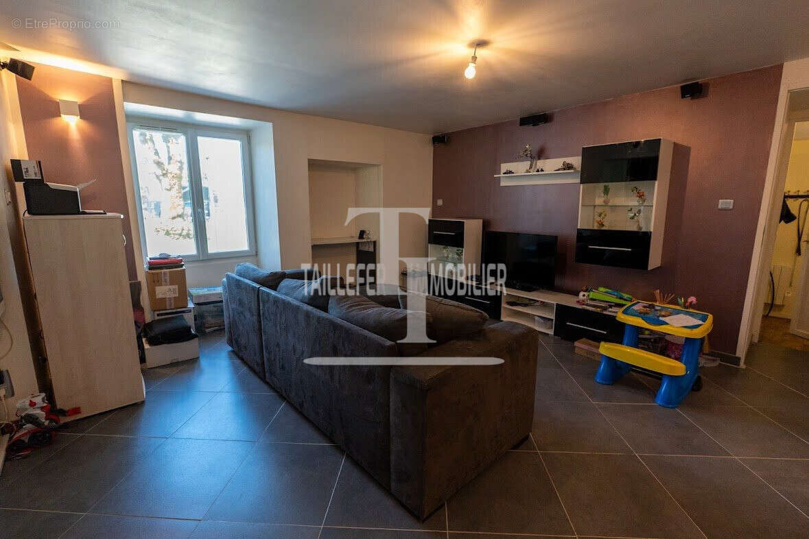 Maison à COULOUNIEIX-CHAMIERS