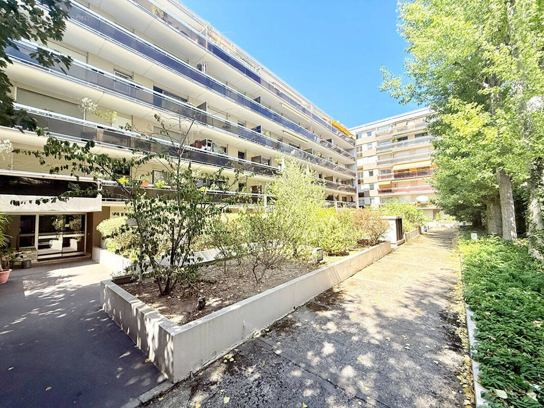 Appartement à CLICHY