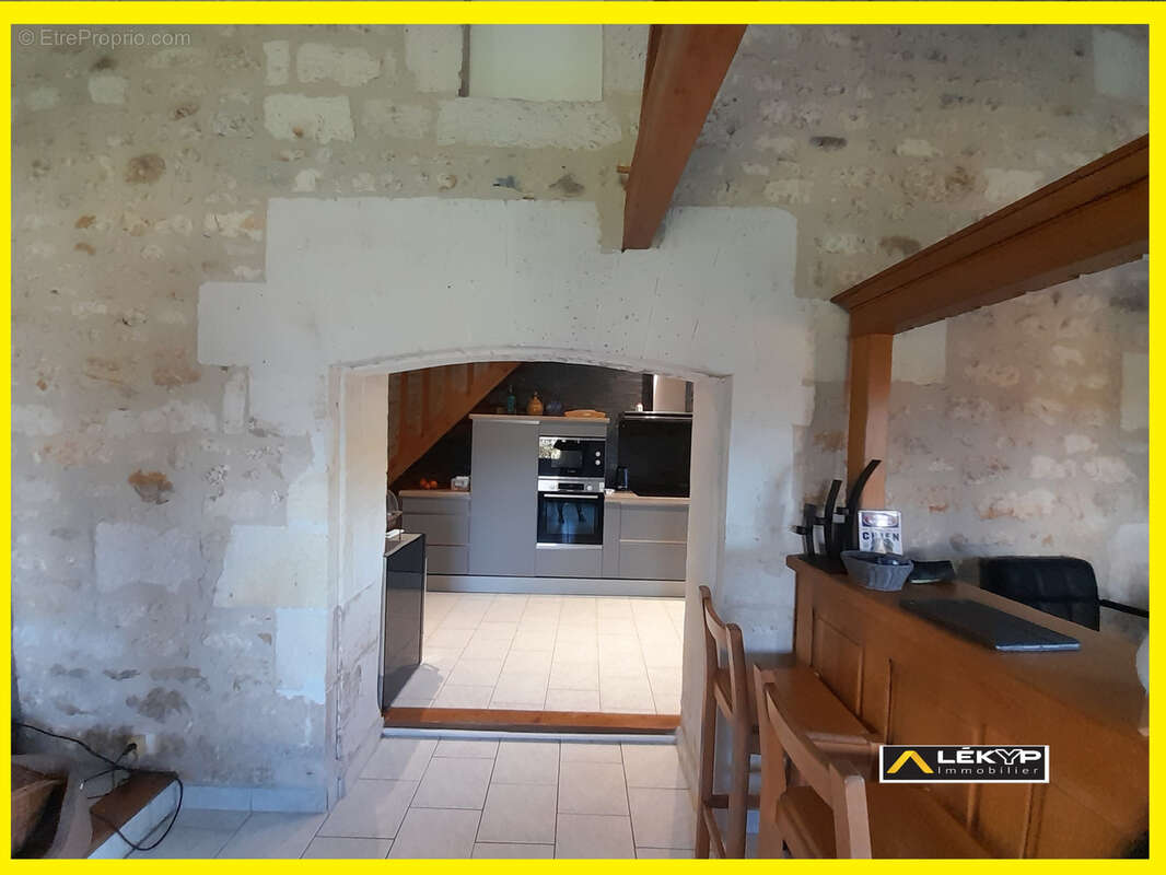 Maison à Tesson 17460 - photo 6