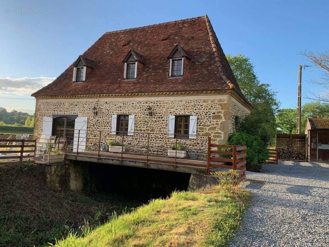Maison à GARLIN