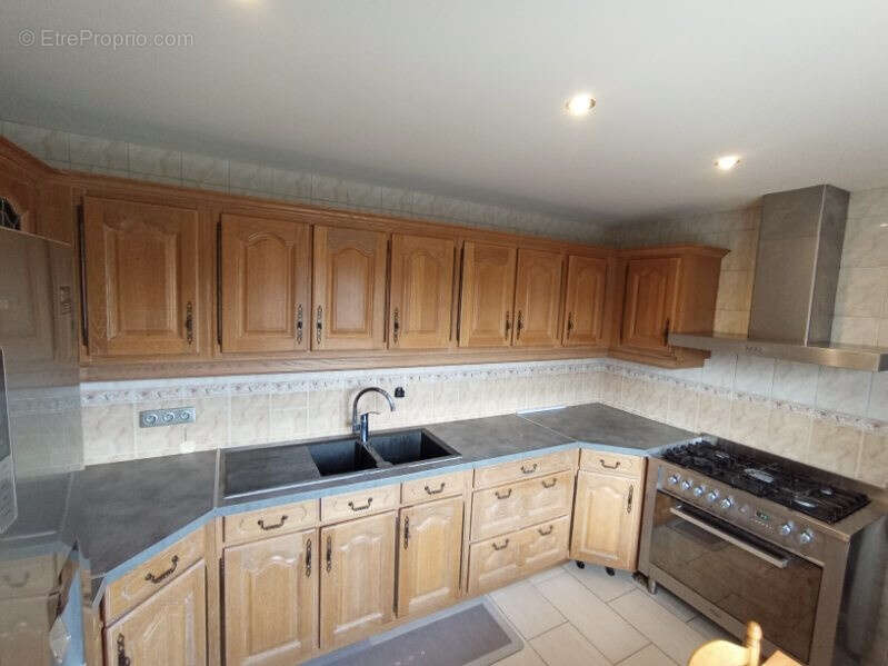 Maison à SAINT-ANDRE-LES-VERGERS