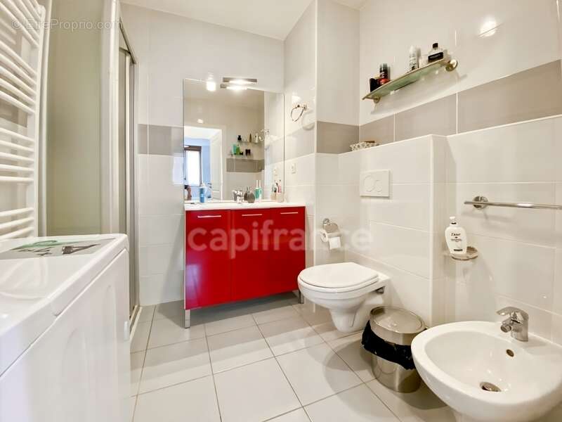 Appartement à THOIRY