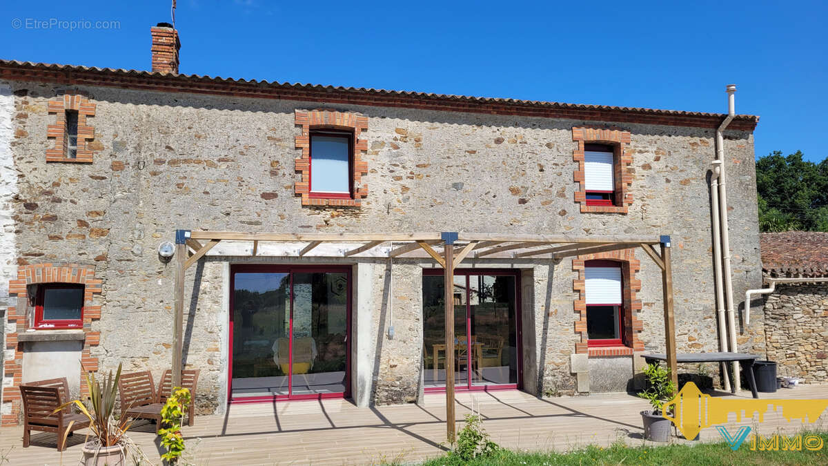 Maison à LA LIMOUZINIERE