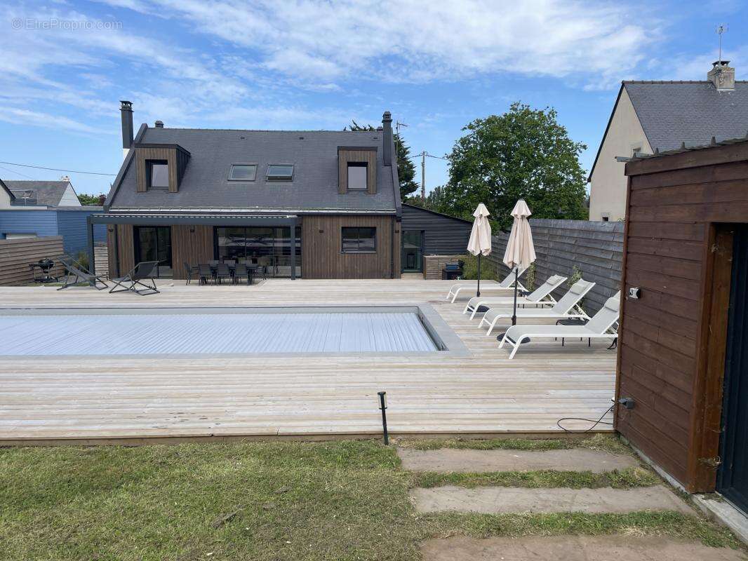 Maison à LA TURBALLE