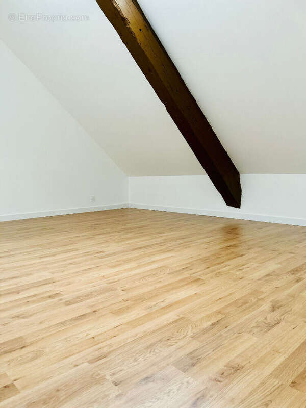 Appartement à PARAY-LE-MONIAL