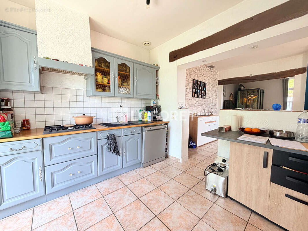 Maison à CHUFFILLY-ROCHE