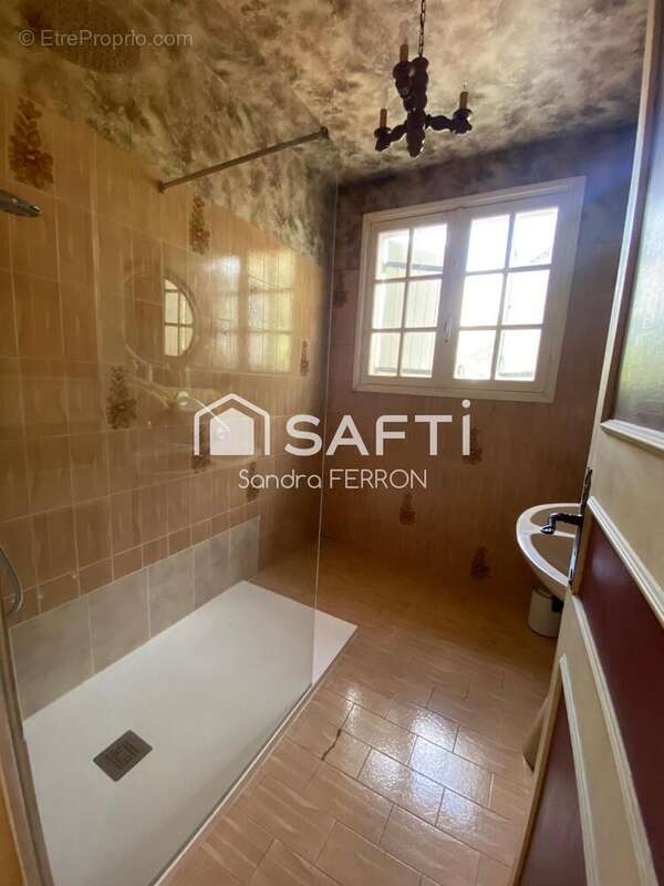 Maison 132 m² à Aulnay  - photo 7