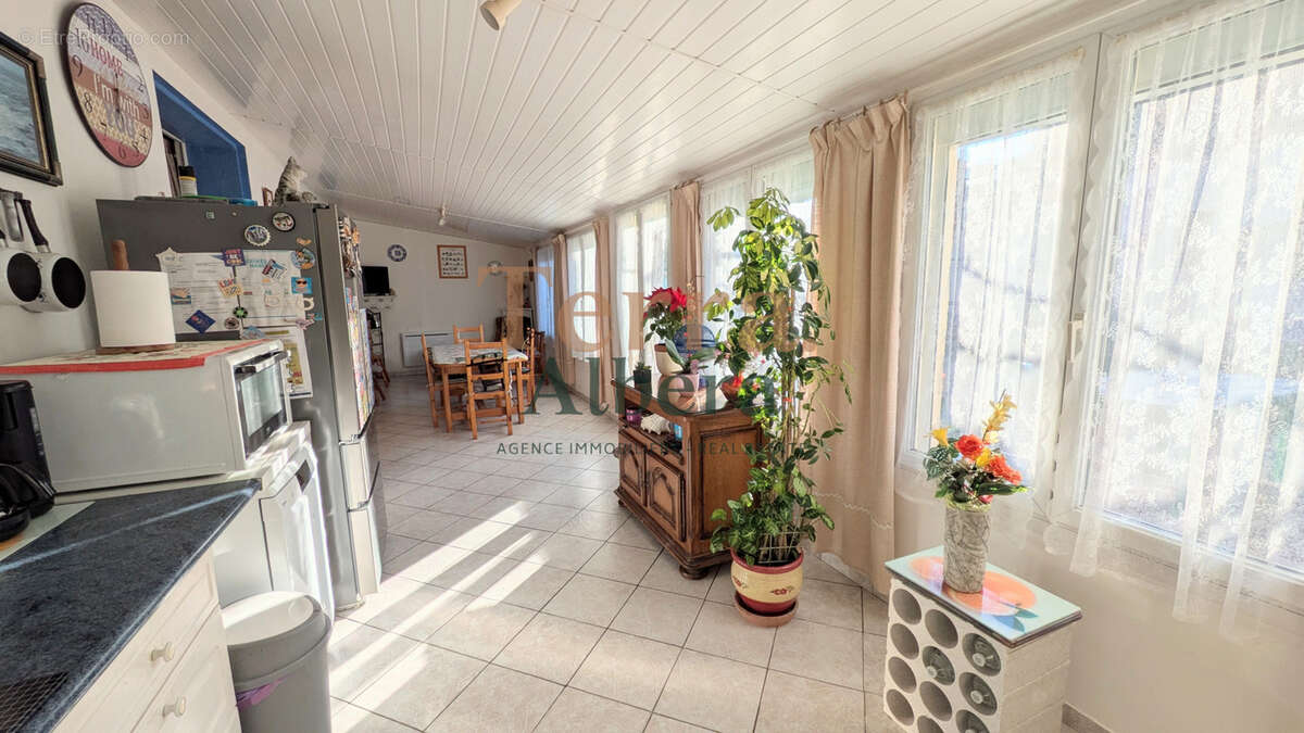Laroque-des-Albères -Vente en NUE PROPRIETE - photo 7