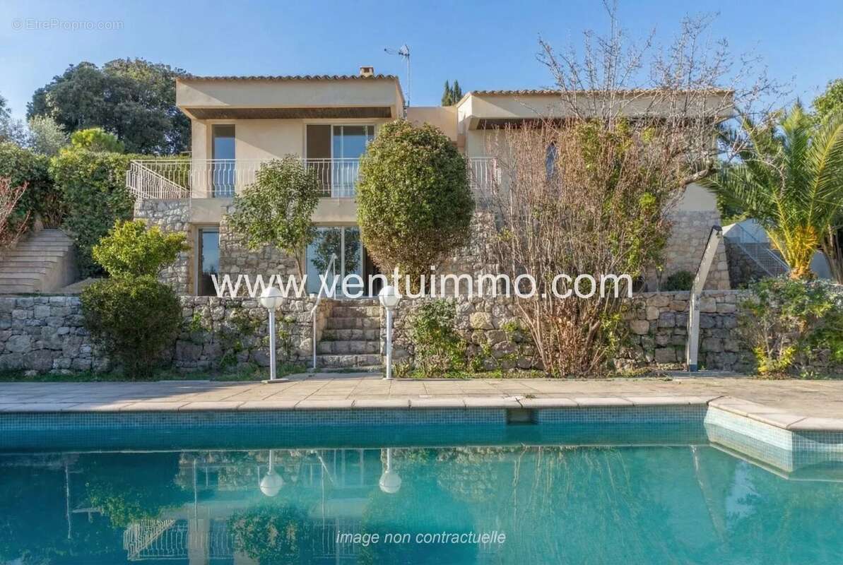 Maison mitoyenne de 111 m² avec piscine à Mougins - photo 15