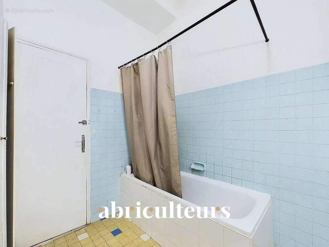 Appartement à LYON-1E