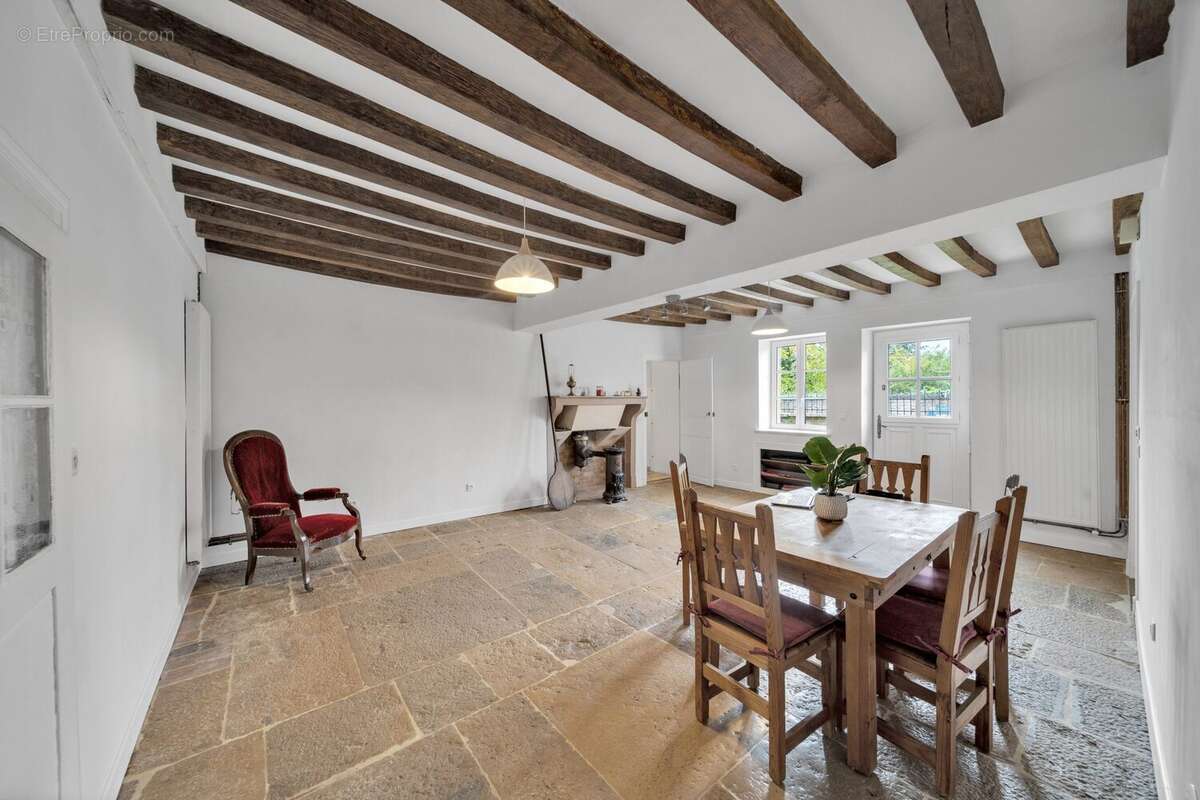 Maison à MARSANNAY-LA-COTE