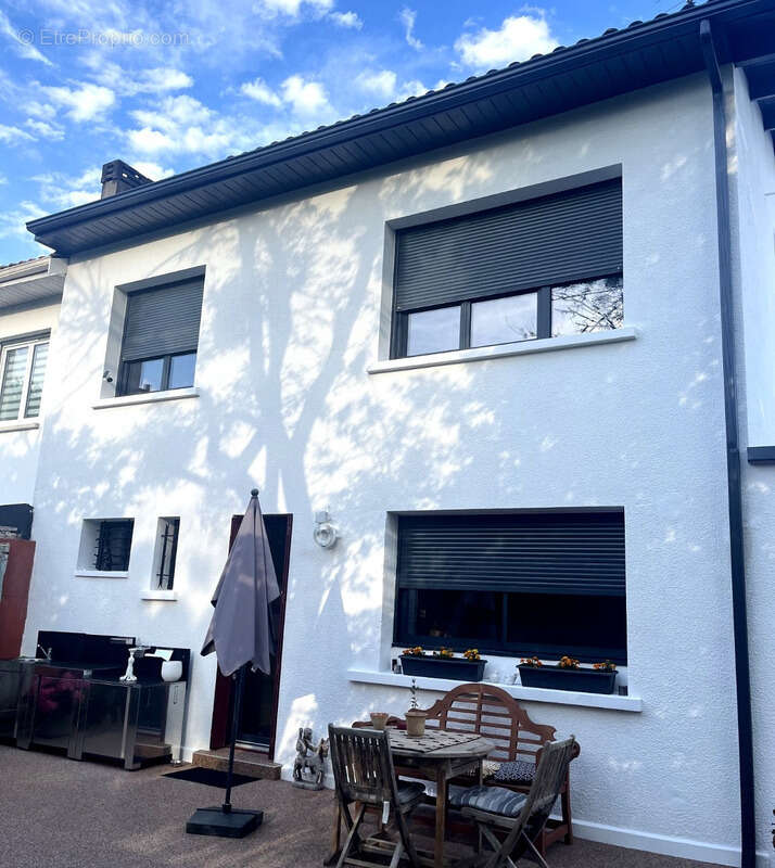 Maison à LE BOUSCAT