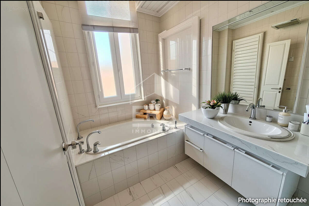 Maison à MARSEILLE-5E