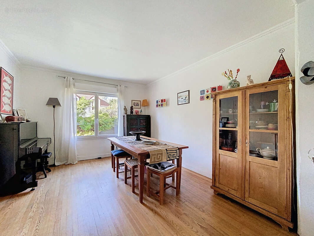 Maison à RUEIL-MALMAISON