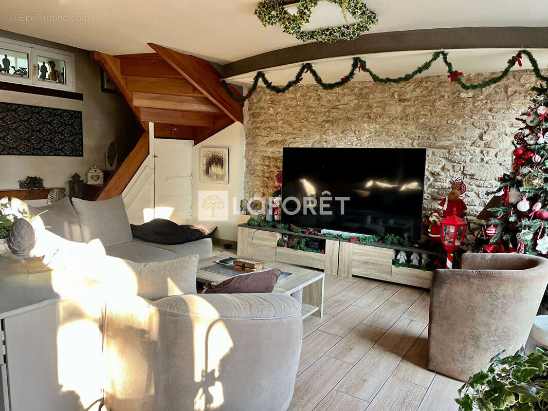 Maison à BALAGNY-SUR-THERAIN