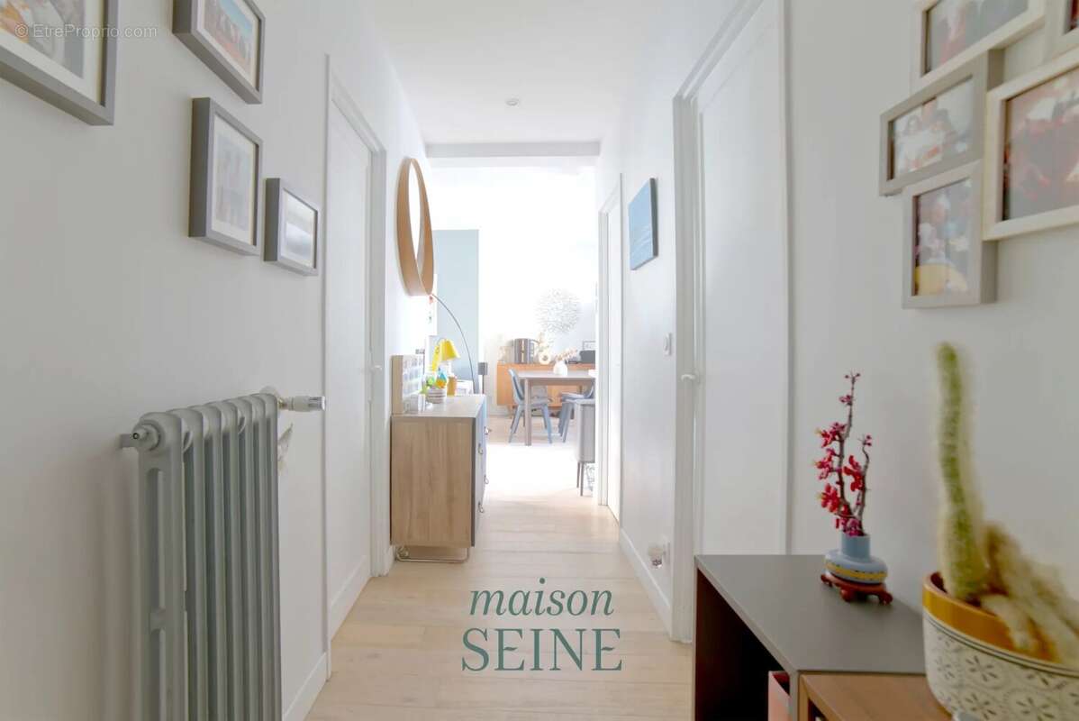 Appartement à NEUILLY-SUR-SEINE