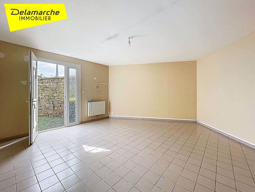 Maison à VILLEBAUDON