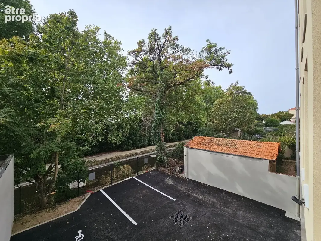 Quartier jeanne d'arc - t3 neuf de 100 m2  avec terrasse - photo 5
