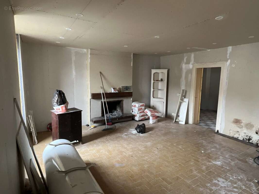 Maison à ORADOUR-SAINT-GENEST