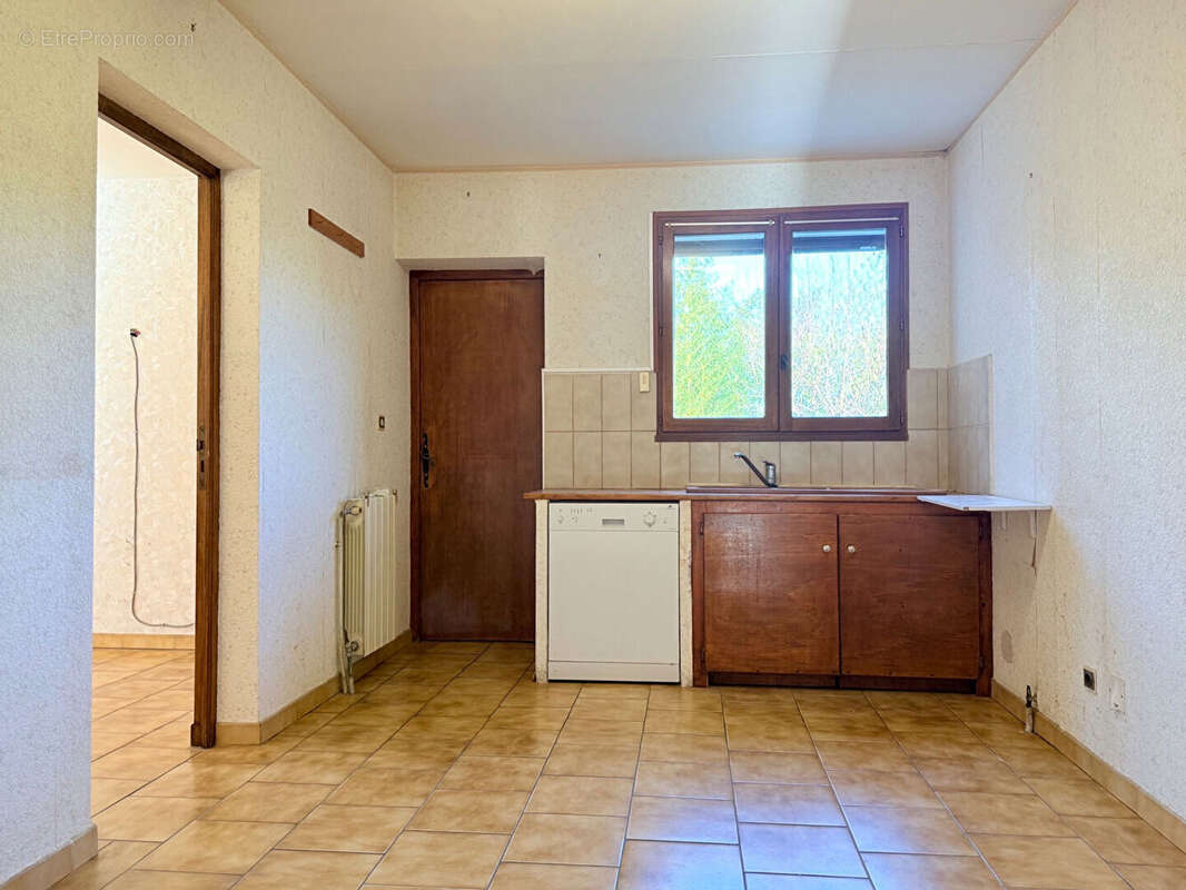 Maison à VALREAS