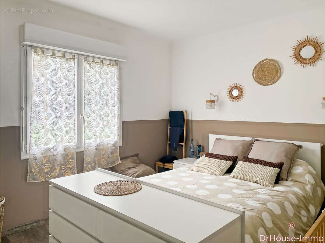 Maison à SAINT-MEDARD-DE-PRESQUE