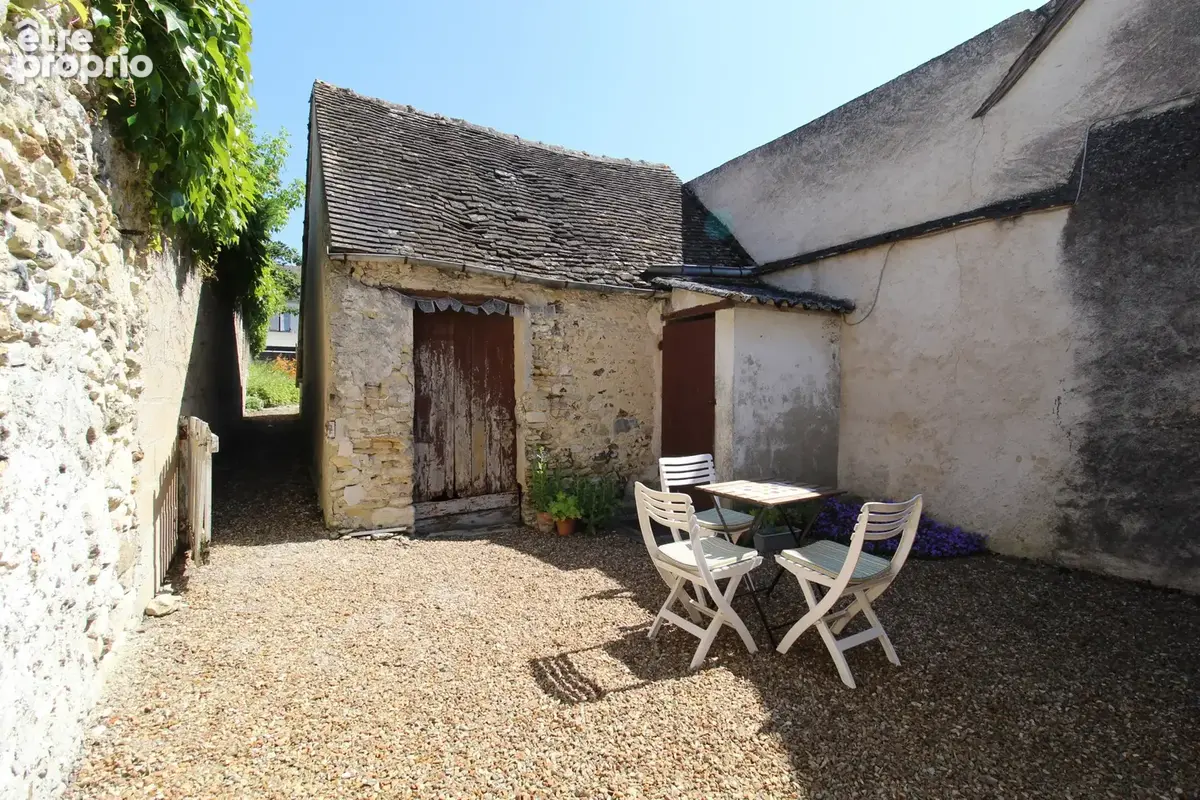 Maison à HOUDAN
