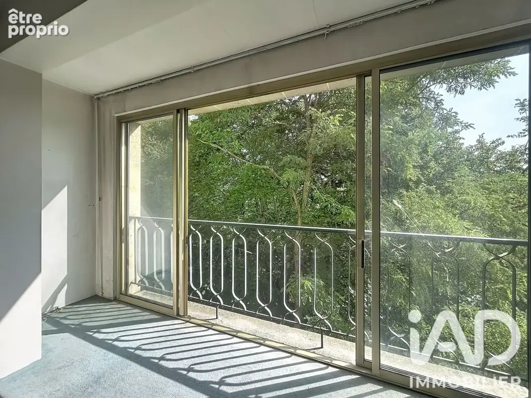 Photo 1 - Appartement à VILLE-D'AVRAY